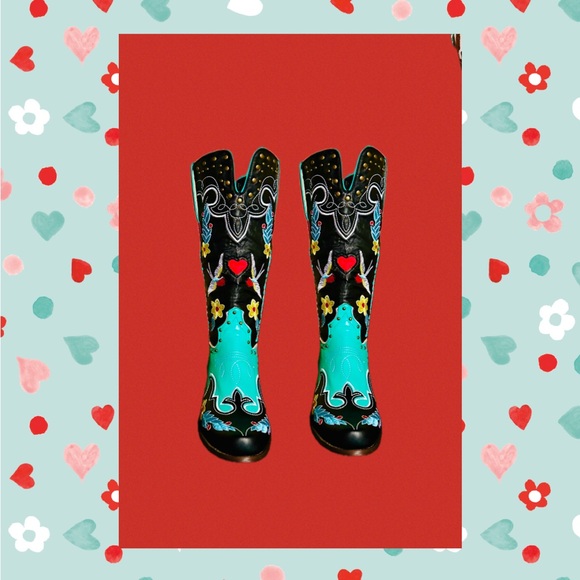 Western Boots With Riveting Leather Tooling Intricate Embroidery Show Stopper! - Picture 5 of 9